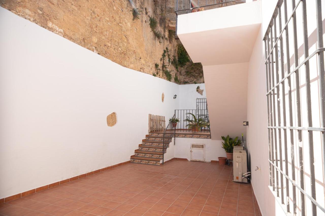 Casa Con Parking A 500M Del Tajo De Ronda Apartment Luaran gambar